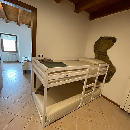 Mia 2 Apartment